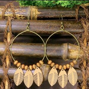 🍂Round Wood Leaf Drop Earrings
